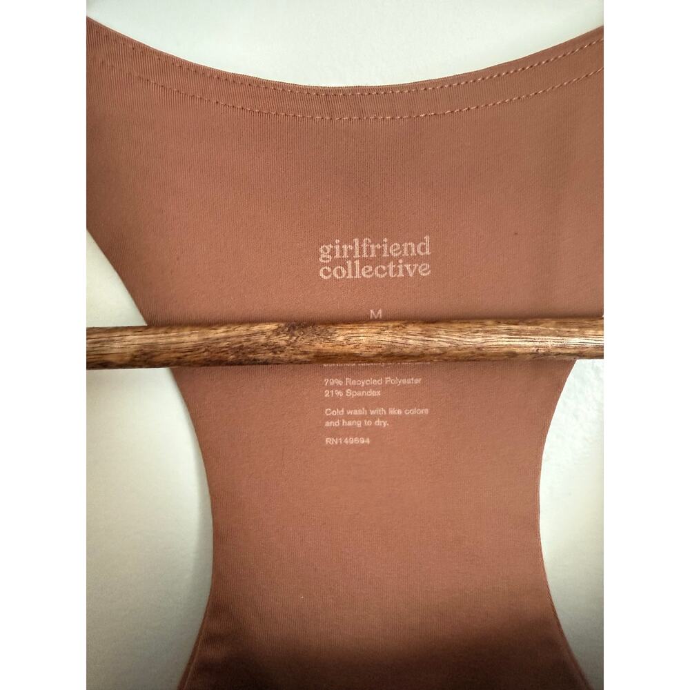 Girlfriend Collective Sports Bra Clay Size Medium - Picture 2 of 5